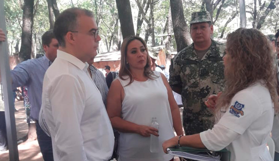 Alumnos de la carrera de Nutrición participan en jornada de asistencia a los afectados por las inundaciones